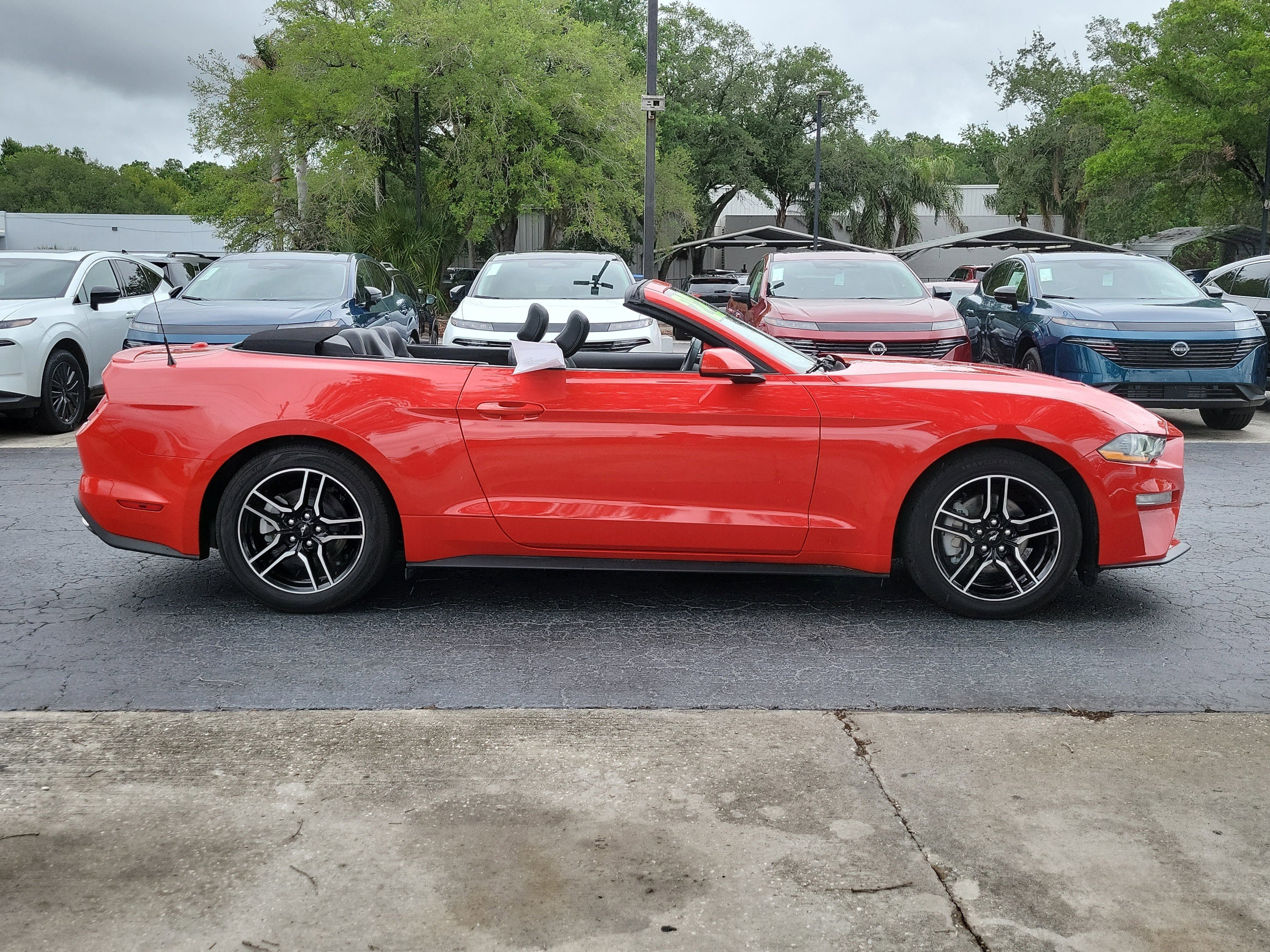Used 2022 Ford Mustang Premium RWD image 26