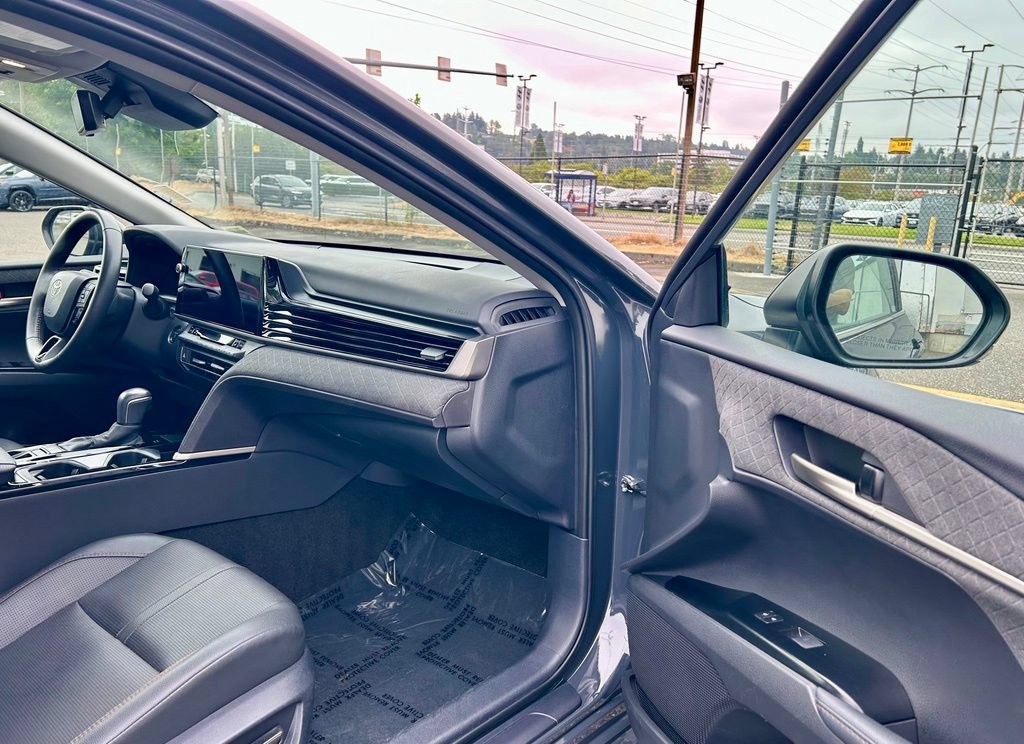 Certified 2025 Toyota Camry XLE FWD image 15