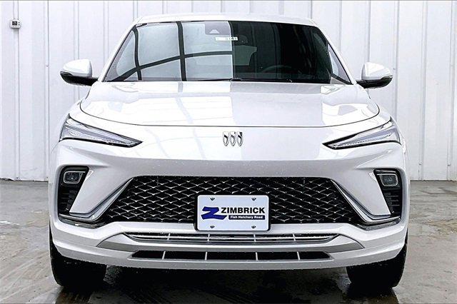 New 2026 Buick Envista Avenir image 3