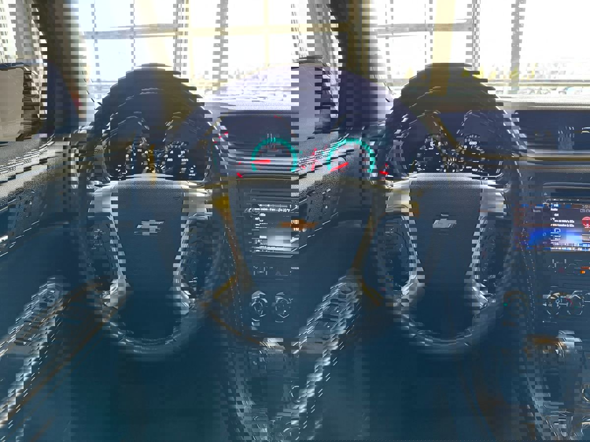 Used 2015 Chevrolet Traverse LT w/ Style and Technology Package image 36