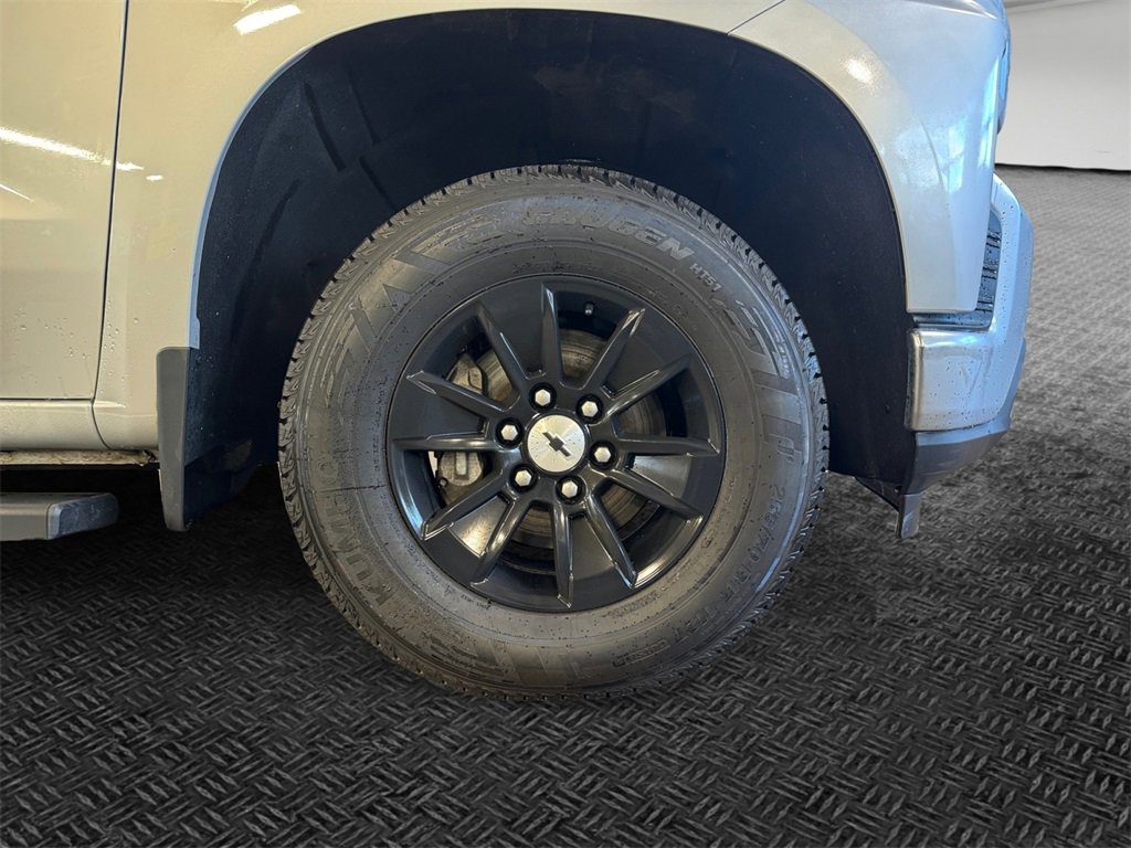 Used 2021 Chevrolet Silverado 1500 LT image 11