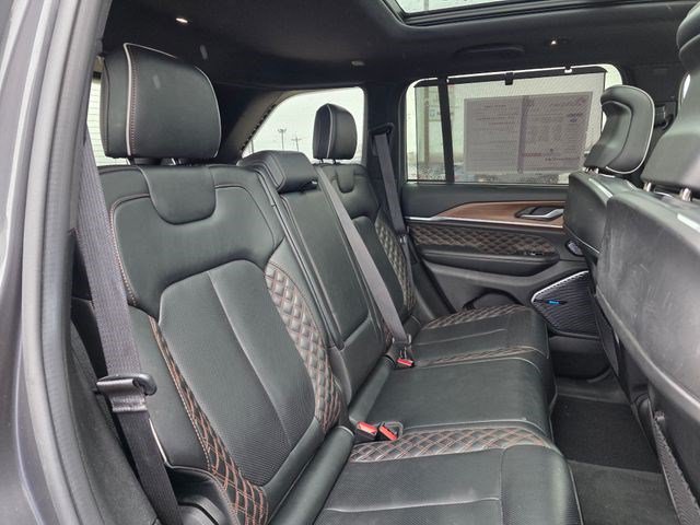 Certified 2022 Jeep Grand Cherokee Summit w/ Adv Protech Group IV AWD/4WD image 16