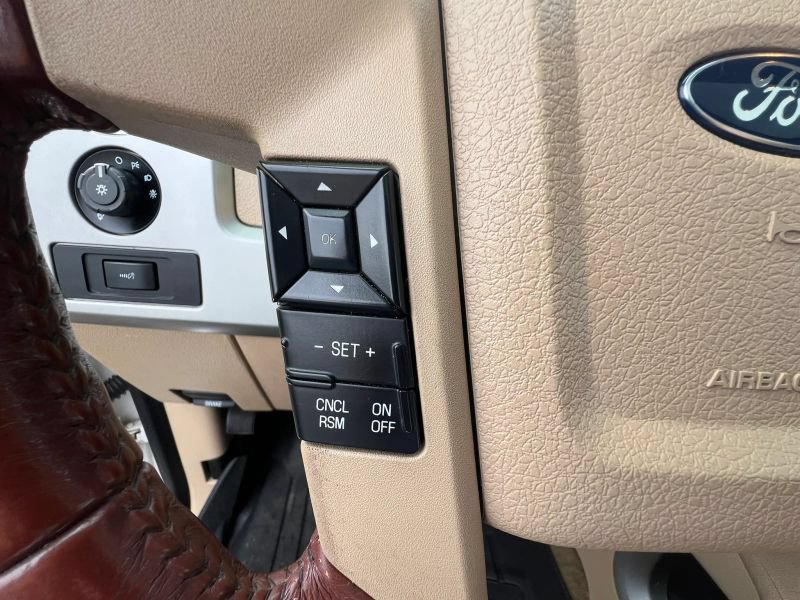 Used 2014 Ford F150 King Ranch w/ King Ranch Luxury Package AWD/4WD image 33