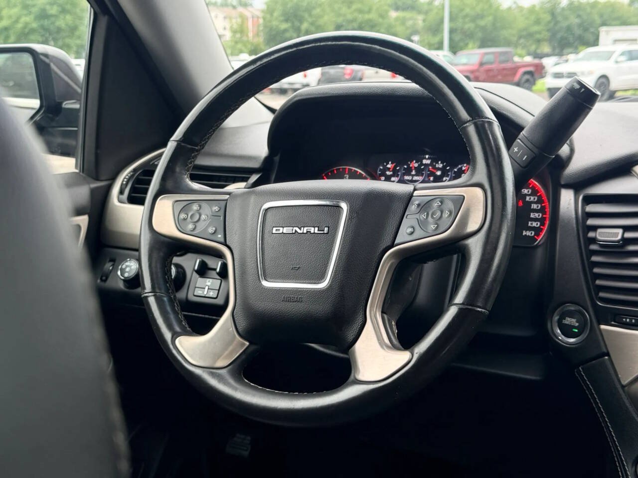 Used 2015 GMC Yukon XL Denali w/ Open Road Package AWD/4WD image 23