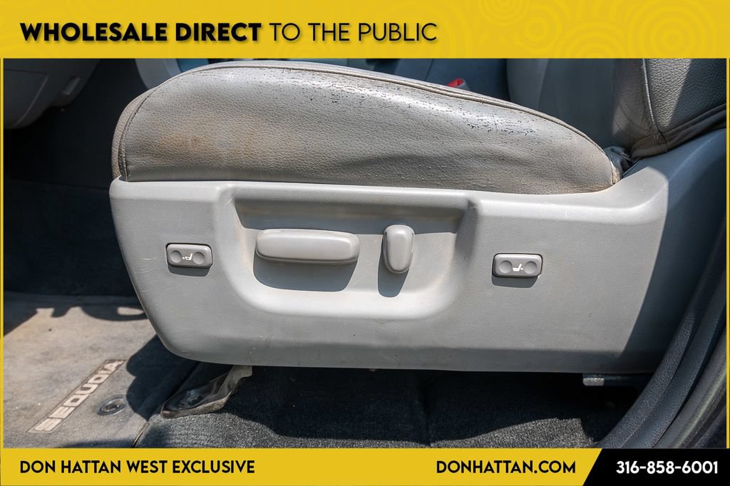 Used 2015 Toyota Sequoia Limited AWD/4WD image 19