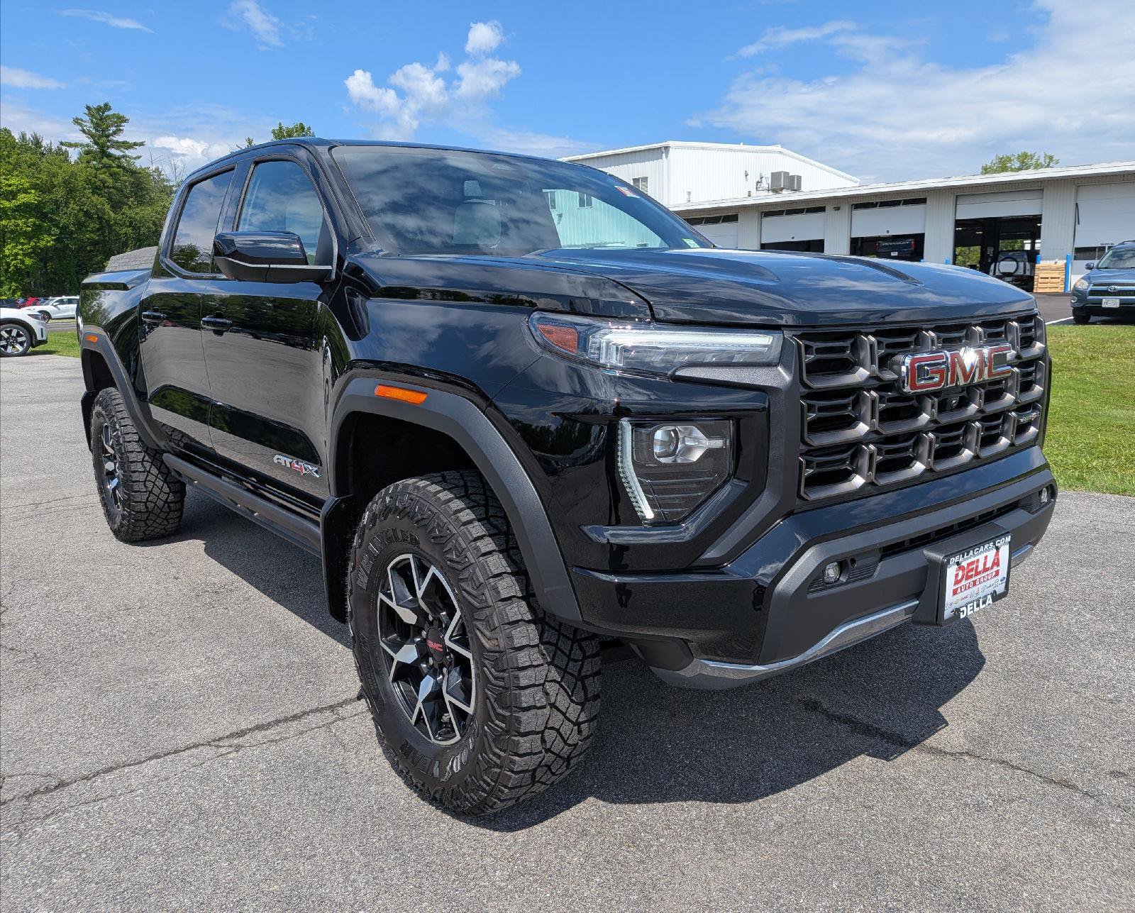 Used 2026 GMC Canyon AT4X AWD/4WD image 4