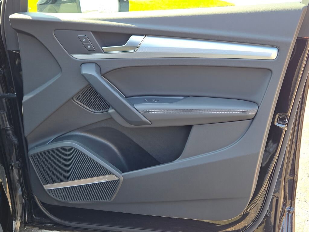 Used 2025 Audi Q5 2.0T Premium Plus image 13