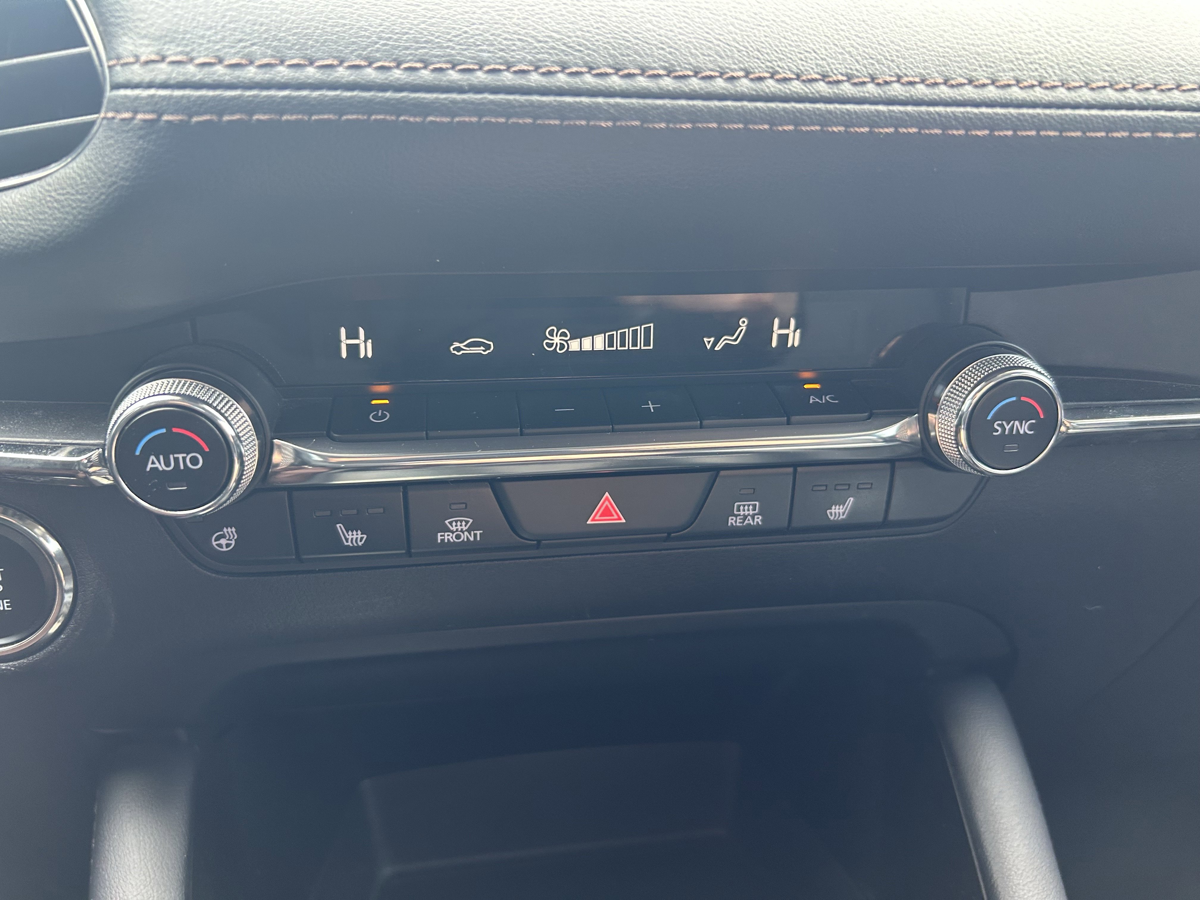 Used 2022 MAZDA MAZDA3 s image 15