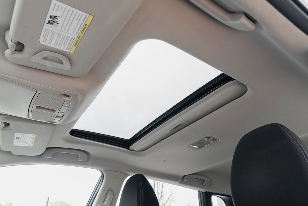 Used 2020 Nissan Rogue Sport SV image 19