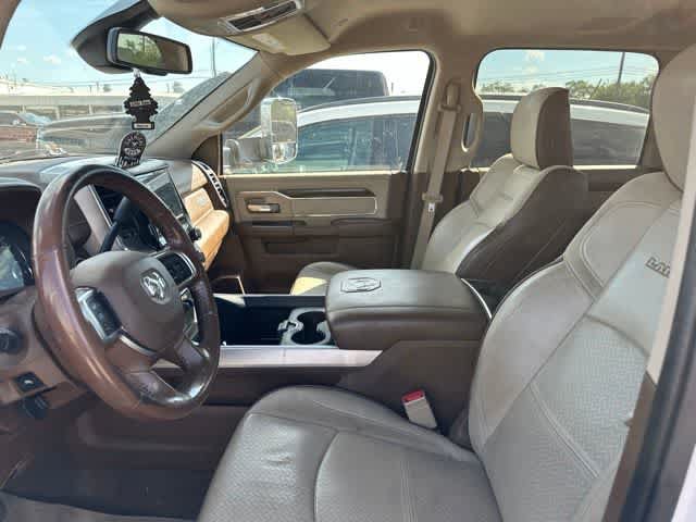 Certified 2022 RAM 3500 Laramie AWD/4WD image 4