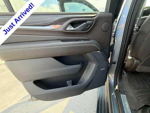 Used 2022 GMC Yukon XL Denali AWD/4WD image 35