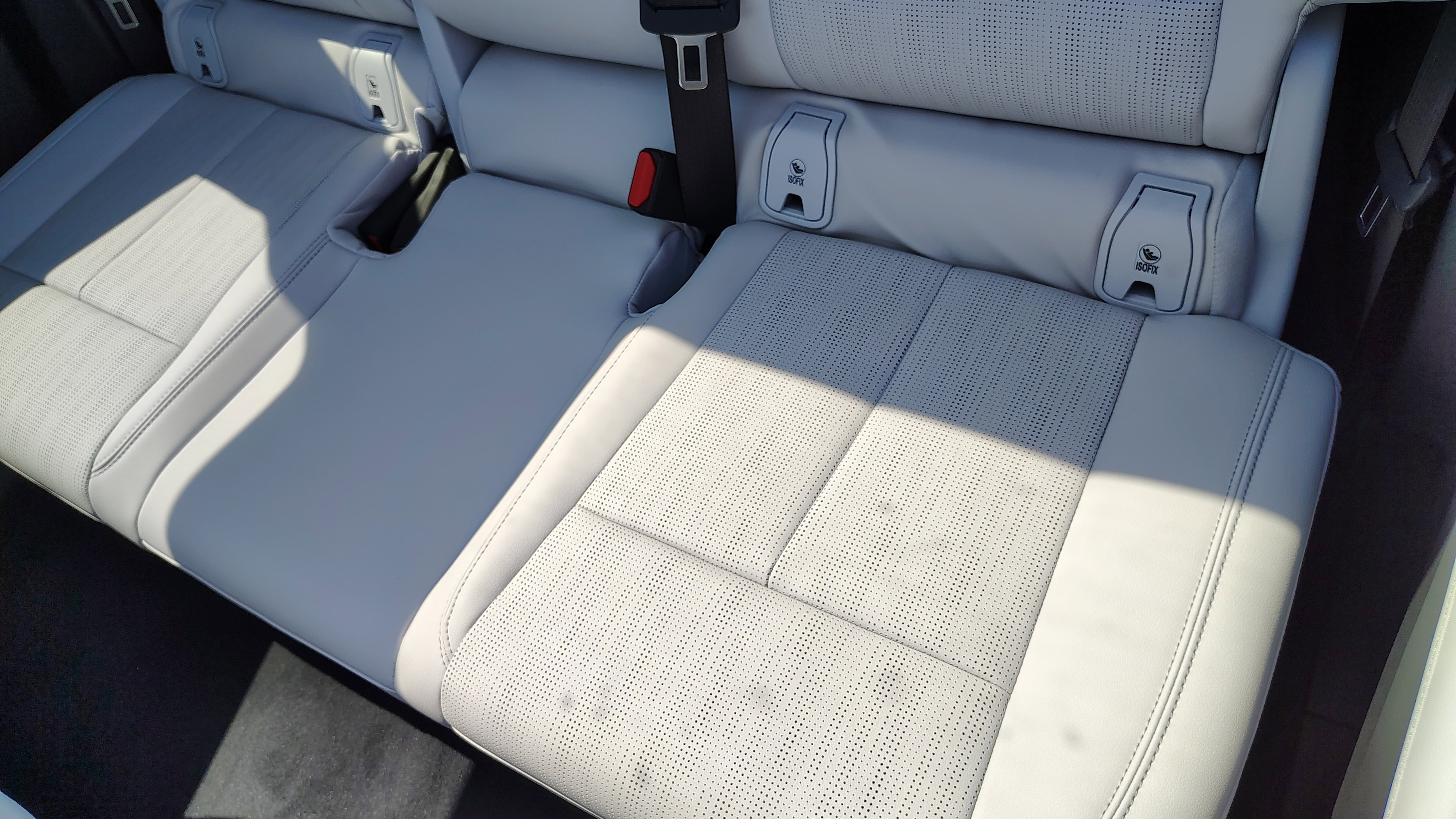 New 2025 Cadillac Lyriq Sport image 28