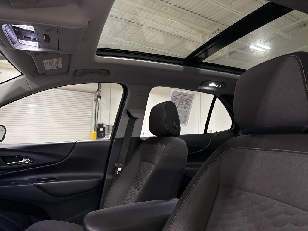 Used 2021 Chevrolet Equinox LT FWD image 19