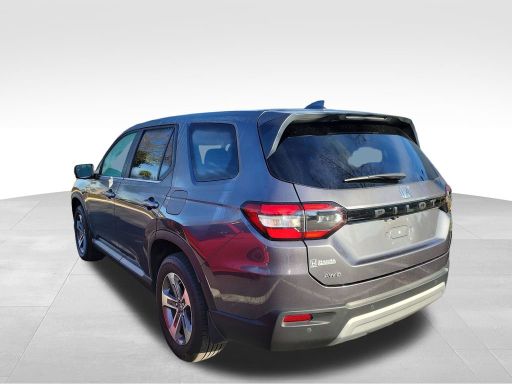Used 2025 Honda Pilot EX-L image 15