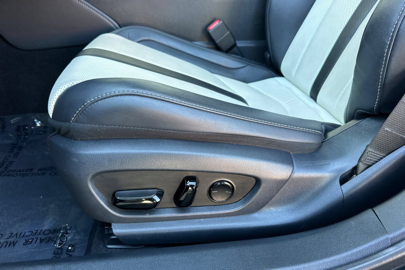 Used 2023 Lexus ES 350 F Sport w/ Accessory Package (Z2) FWD image 13