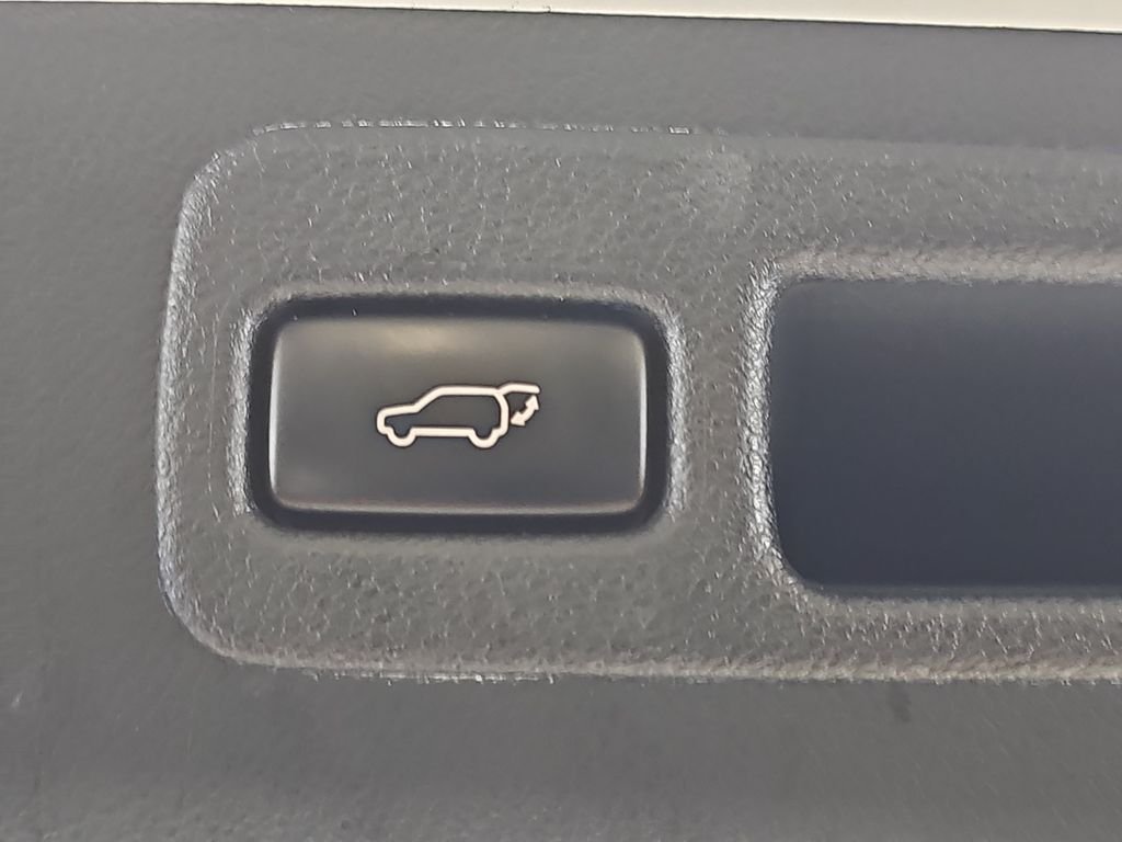 Used 2017 Lexus NX 200t F Sport w/ F Sport Premium Package AWD/4WD image 16