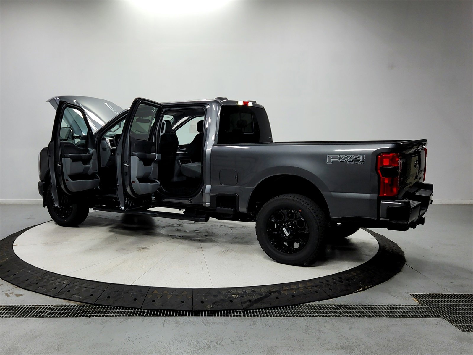 New 2026 Ford F250 XLT w/ XLT Premium Package image 13