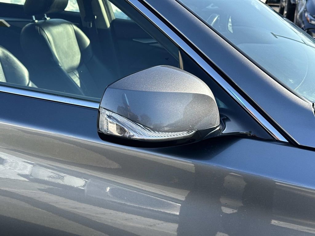 Used 2016 INFINITI Q50 Red Sport 400 image 38