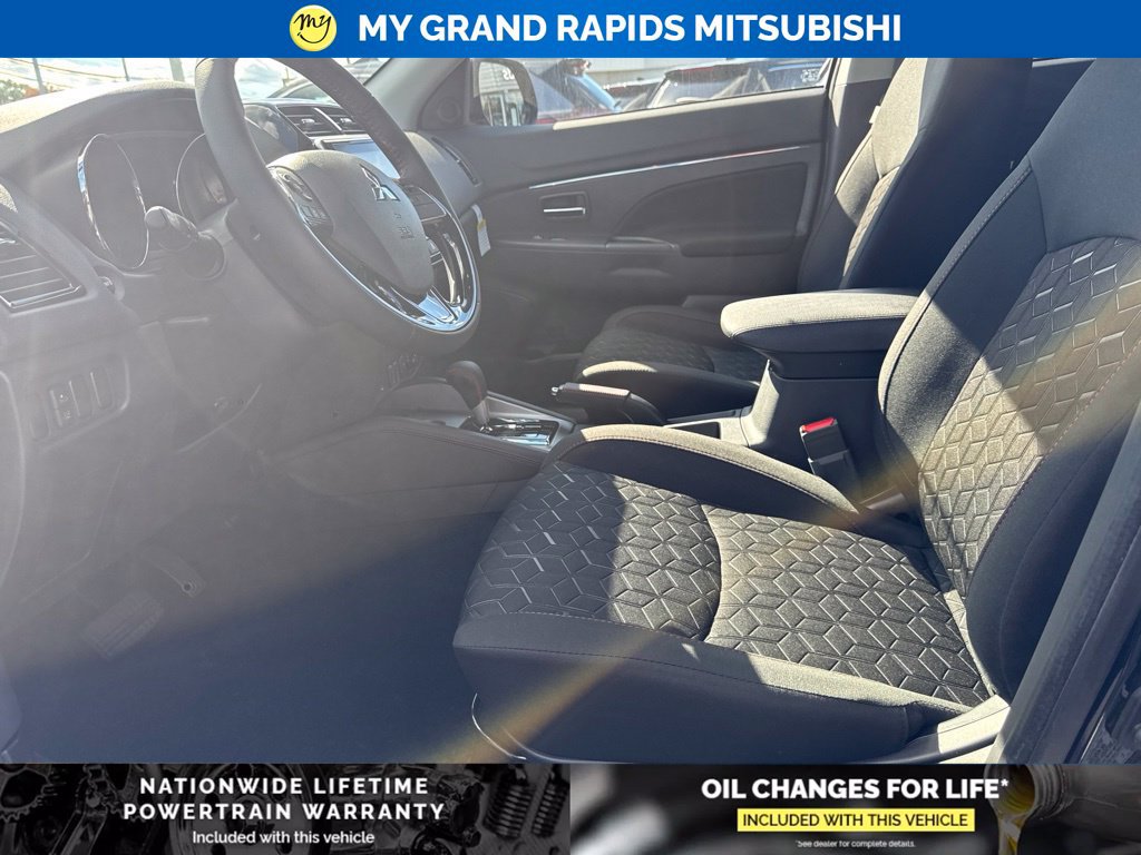 New 2027 Mitsubishi Outlander Sport LE AWD/4WD image 9