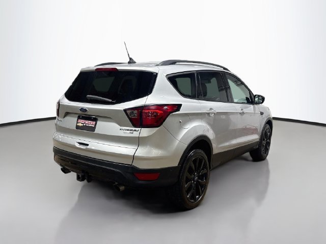 Used 2019 Ford Escape Titanium AWD/4WD image 7