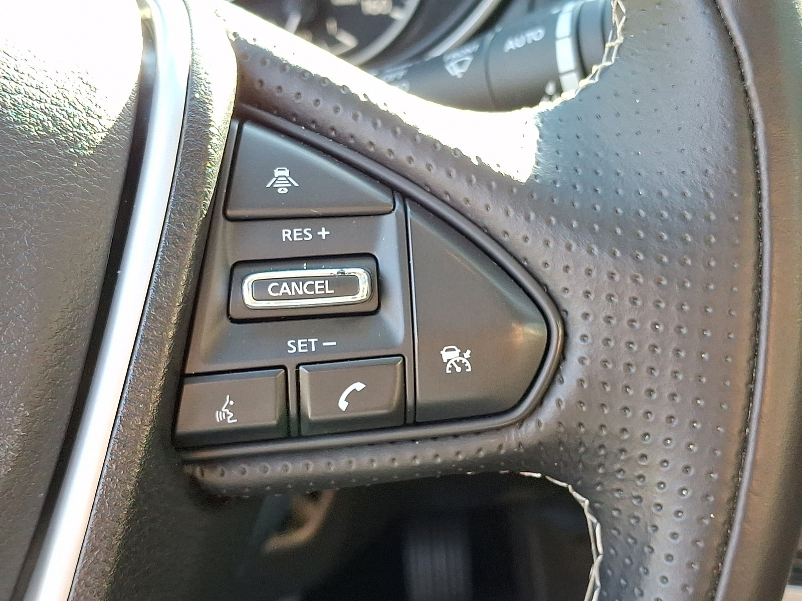 Used 2016 Nissan Maxima Platinum FWD image 23