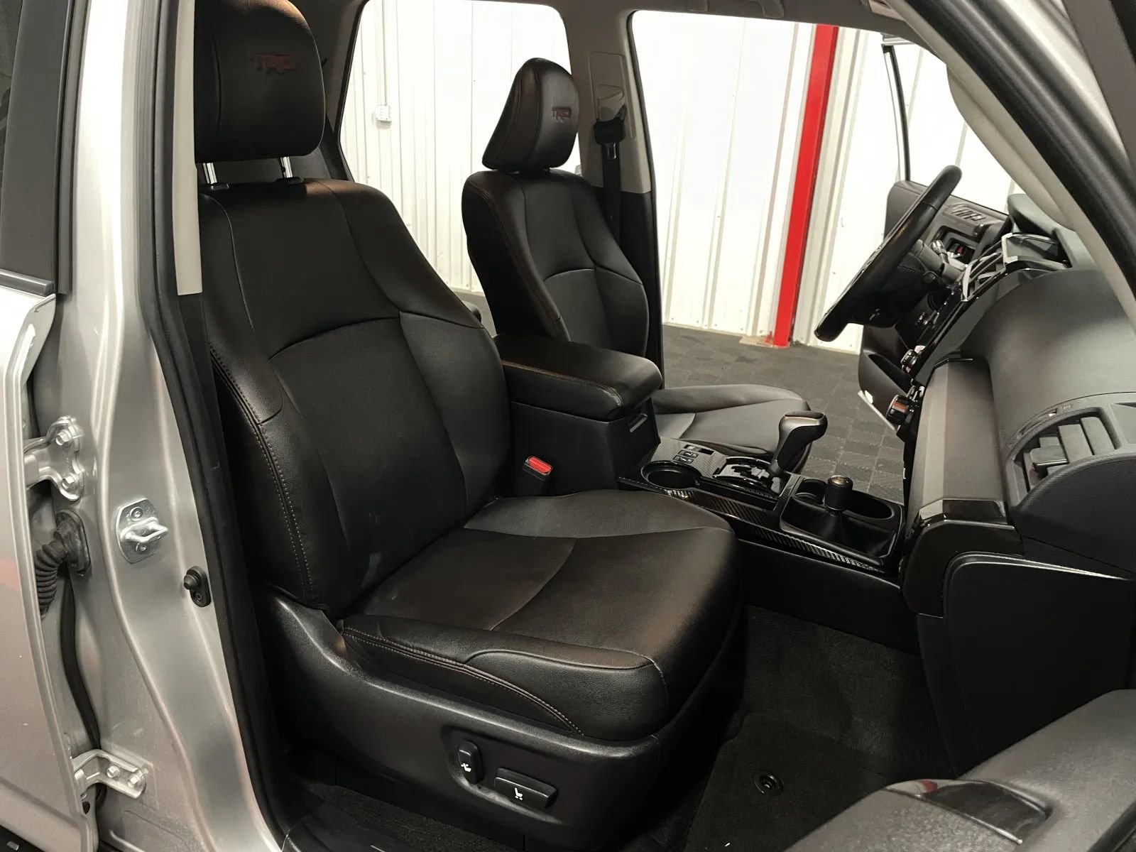 Used 2022 Toyota 4Runner TRD Off-Road Premium image 46