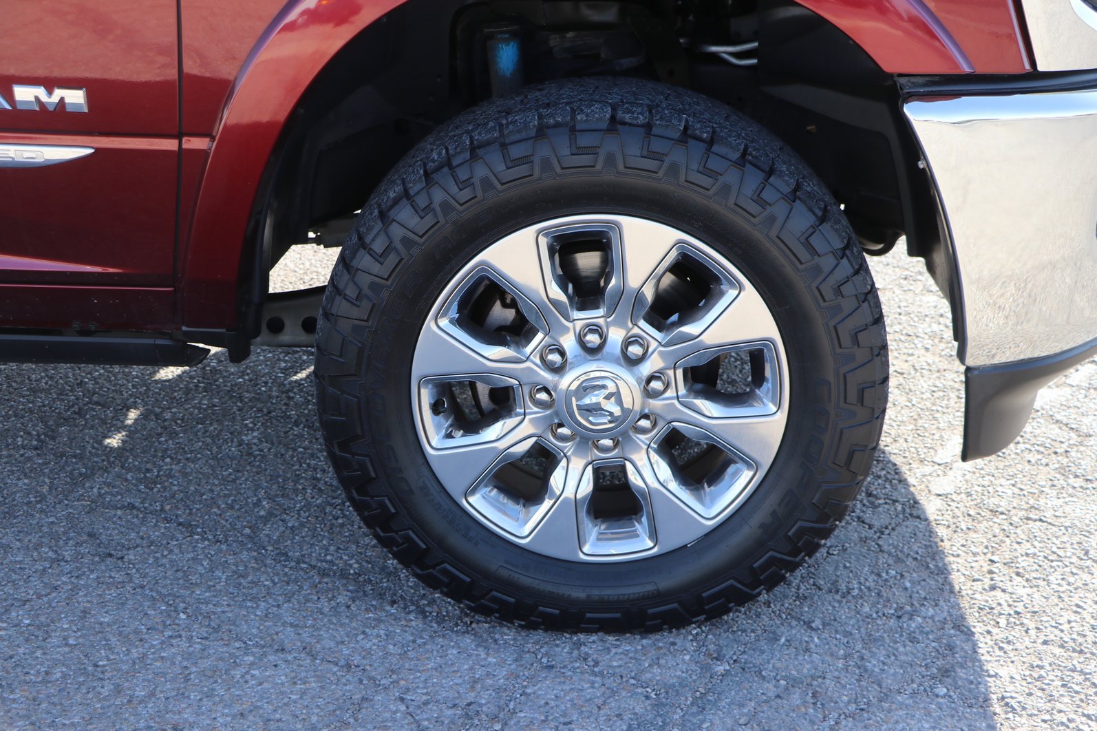 Used 2019 RAM 2500 Limited AWD/4WD image 9