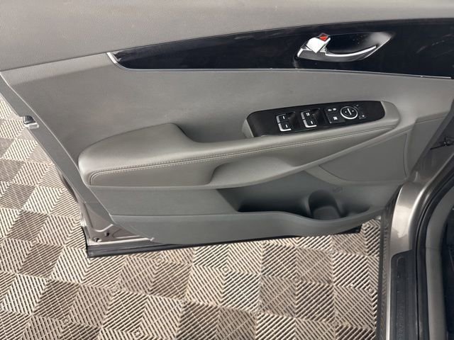 Used 2016 Kia Sorento EX image 20