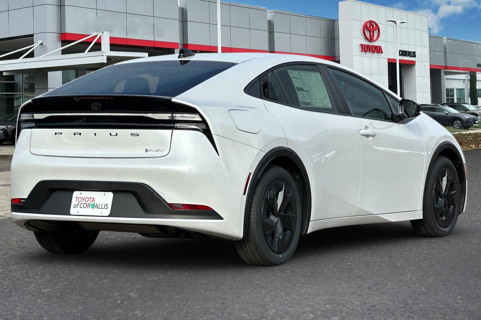 New 2026 Toyota Prius Plug-In Hybrid image 5