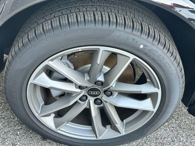 New 2025 Audi Q3 2.0T Premium AWD/4WD image 35
