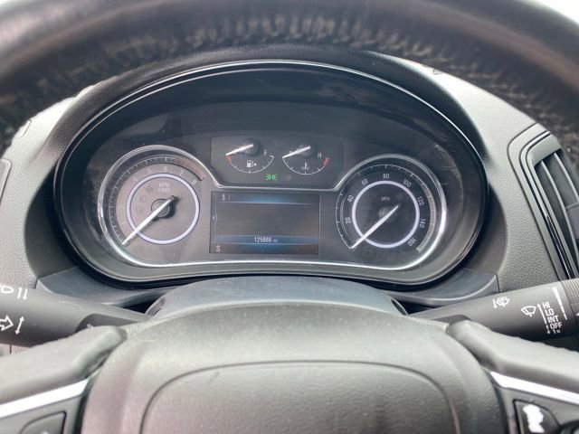 Used 2016 Buick Regal Premium image 8