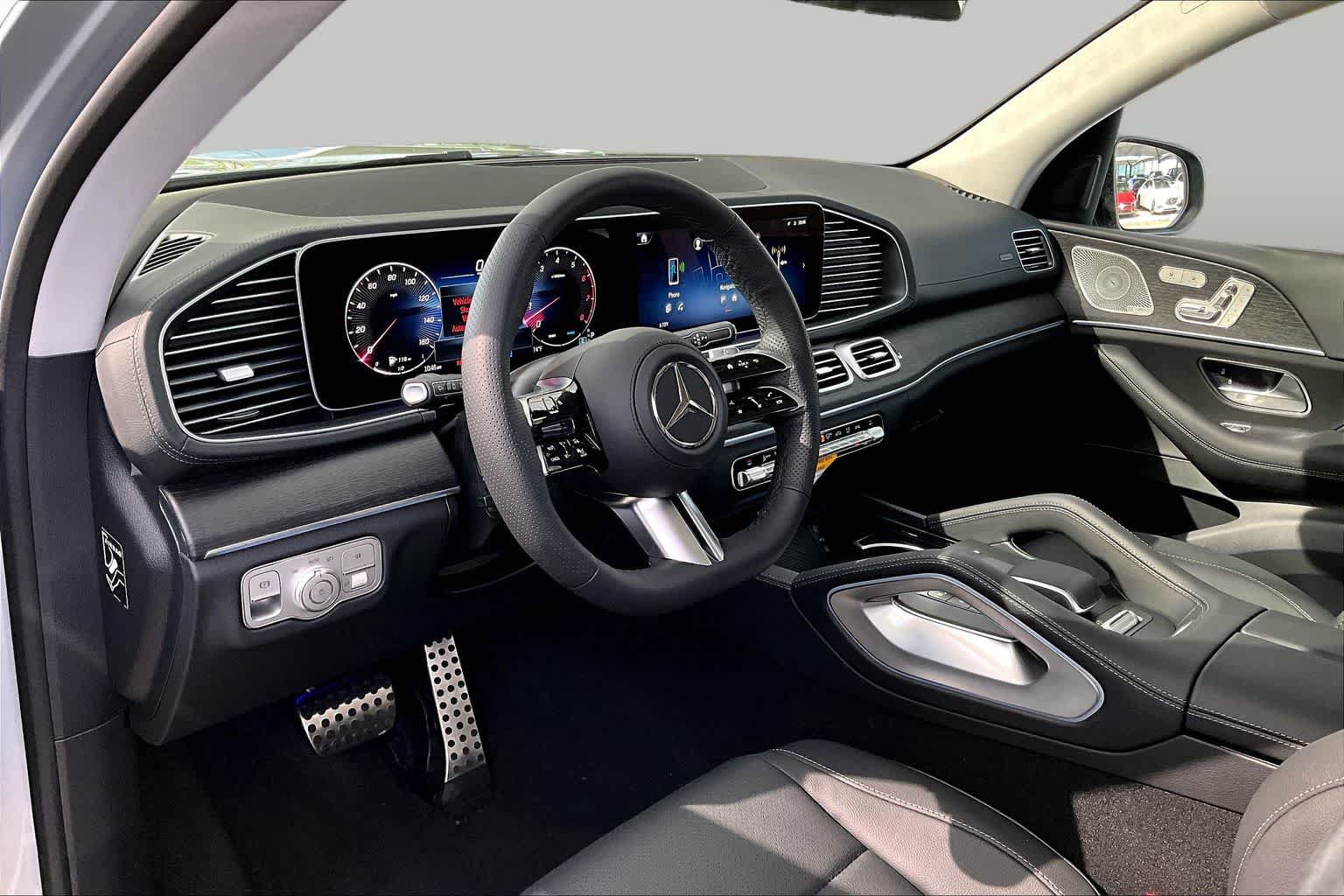 New 2026 Mercedes-Benz GLS 450 4MATIC image 10