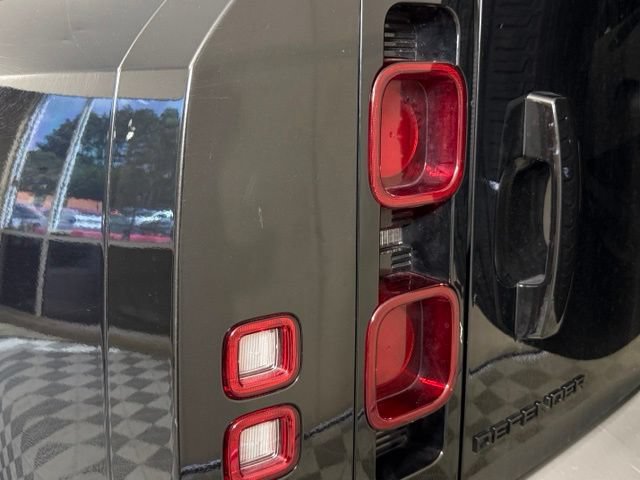 Certified 2025 Land Rover Defender 110 S AWD/4WD image 9