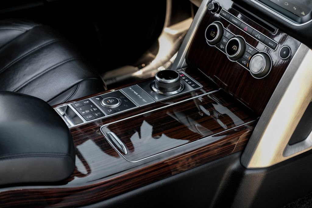 Used 2017 Land Rover Range Rover Supercharged image 23