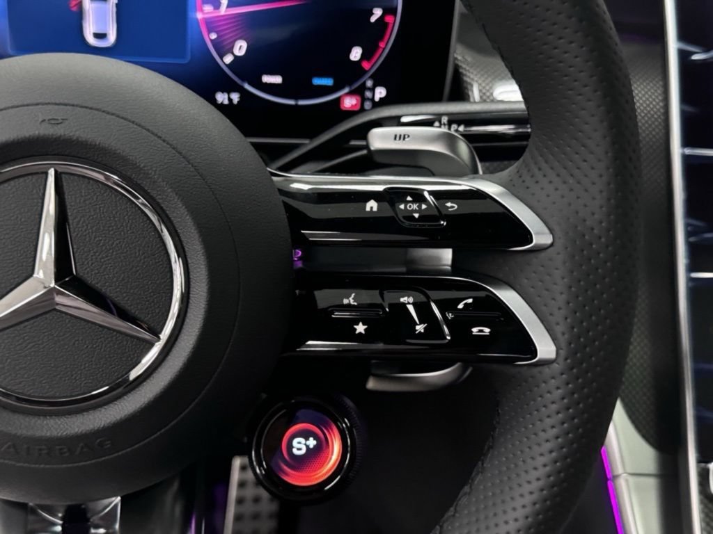 New 2025 Mercedes-Benz GLC 43 AMG 4MATIC Coupe image 21