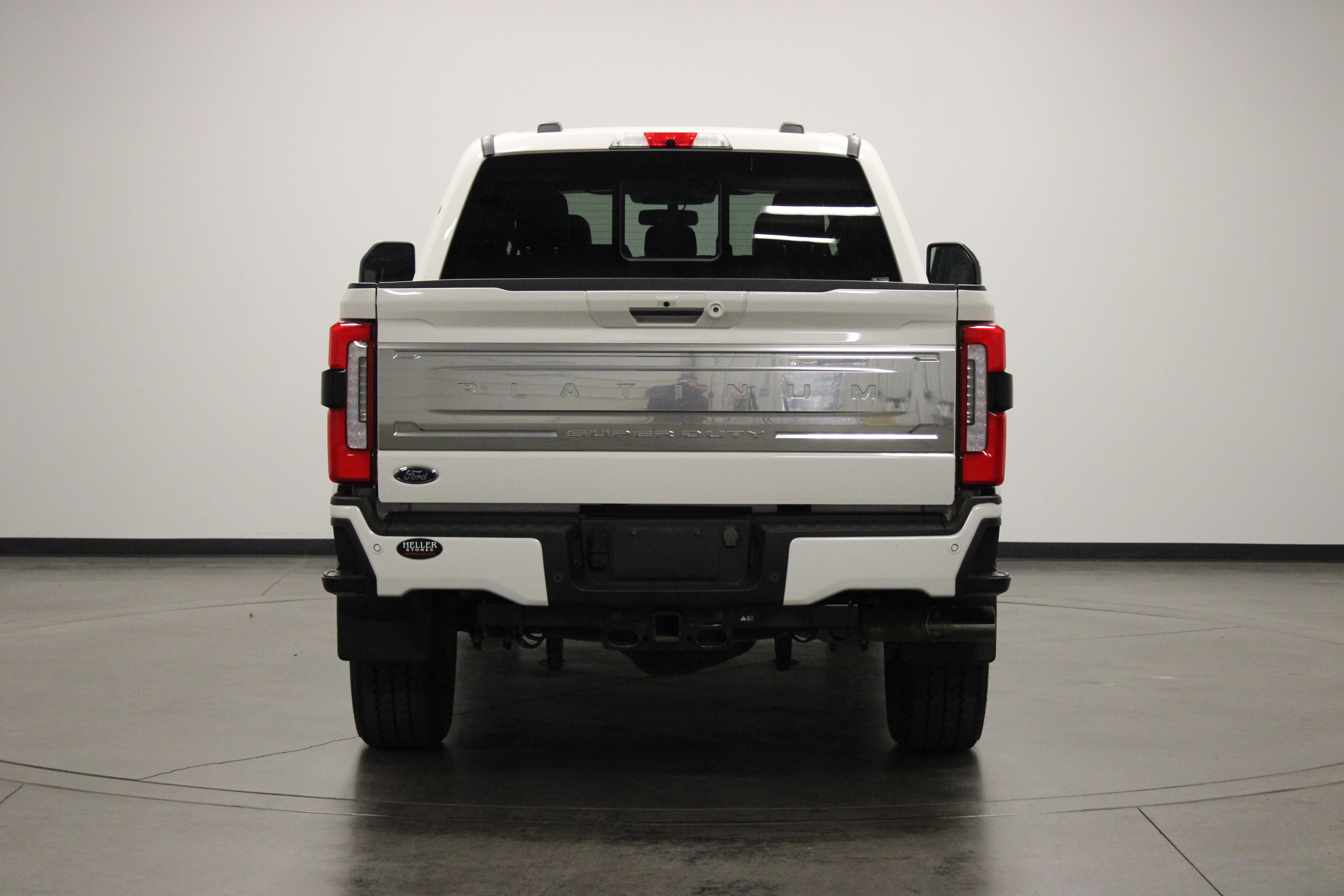 Used 2024 Ford F250 Platinum AWD/4WD image 7