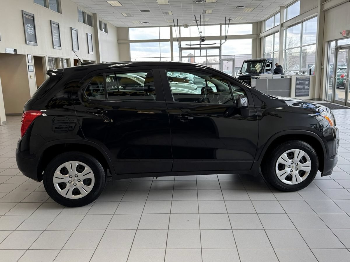Used 2015 Chevrolet Trax LS FWD image 53
