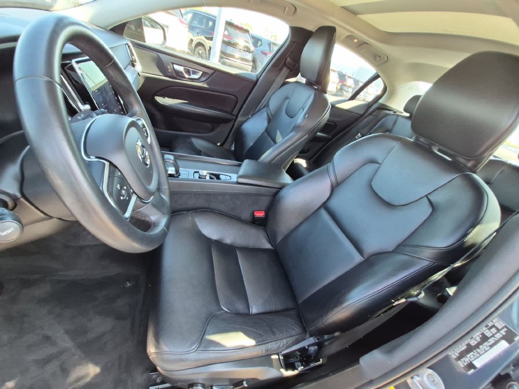 Used 2024 Volvo S60 B5 Core FWD image 11