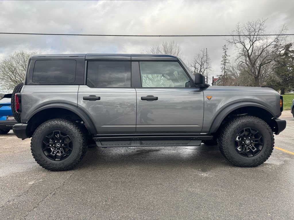 New 2026 Ford Bronco Badlands AWD/4WD image 4