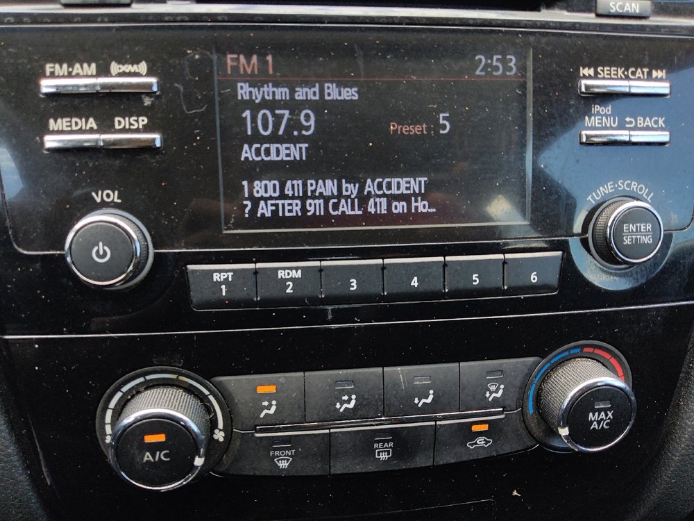 Used 2017 Nissan Rogue S w/ Appearance Package image 25