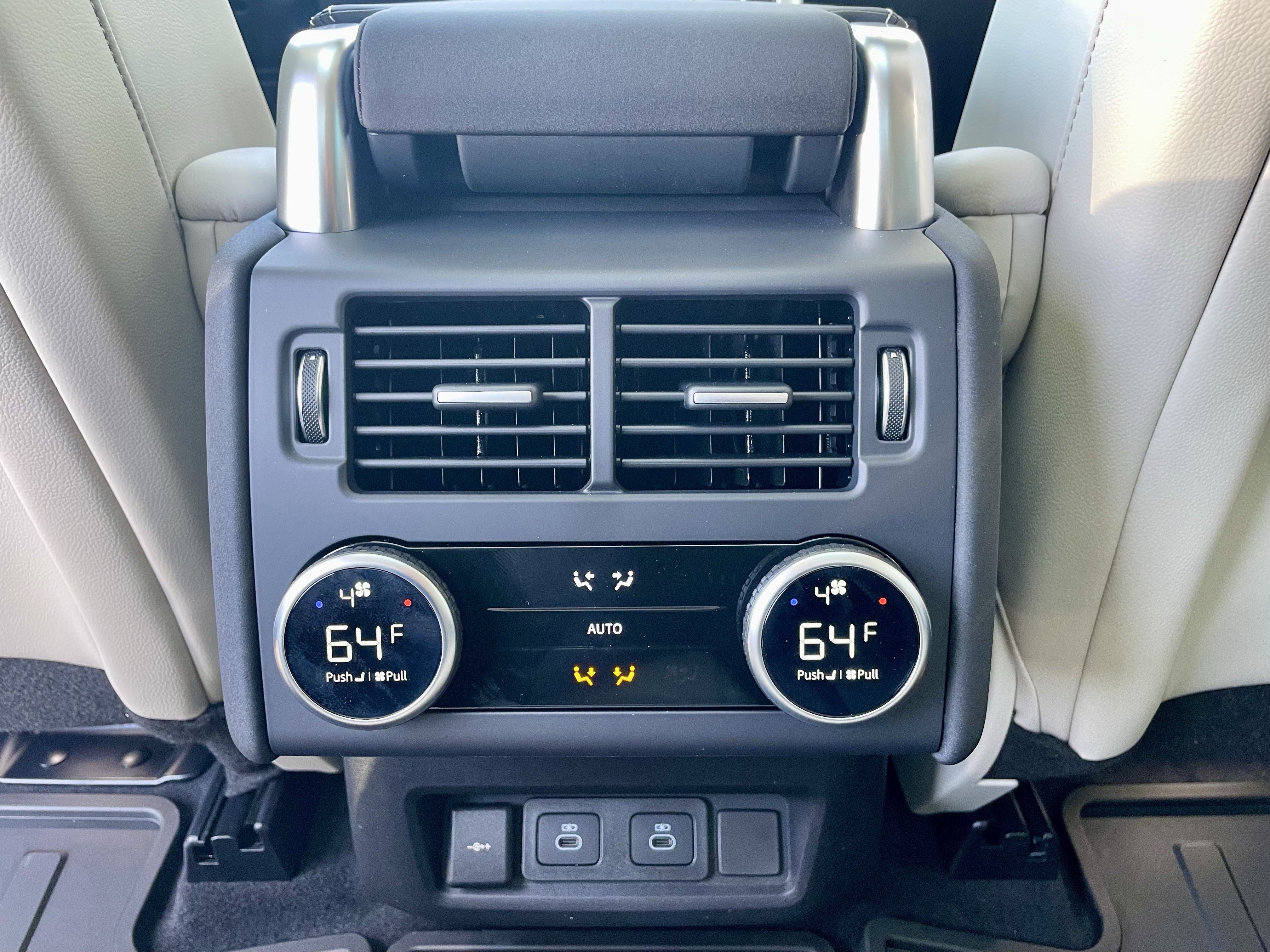 New 2026 Land Rover Discovery Dynamic SE AWD/4WD image 26