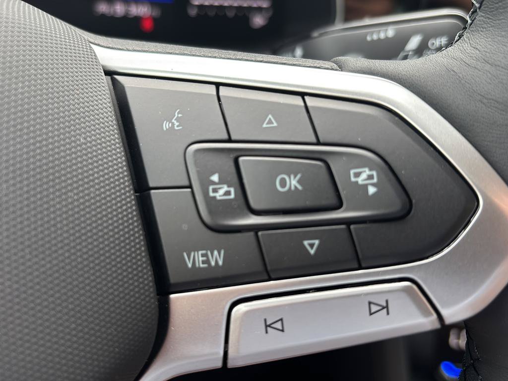 New 2026 Volkswagen Jetta SE FWD image 22