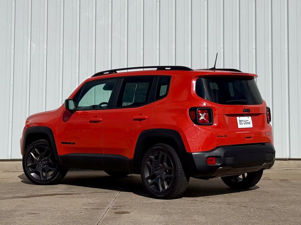 Used 2021 Jeep Renegade Latitude image 3