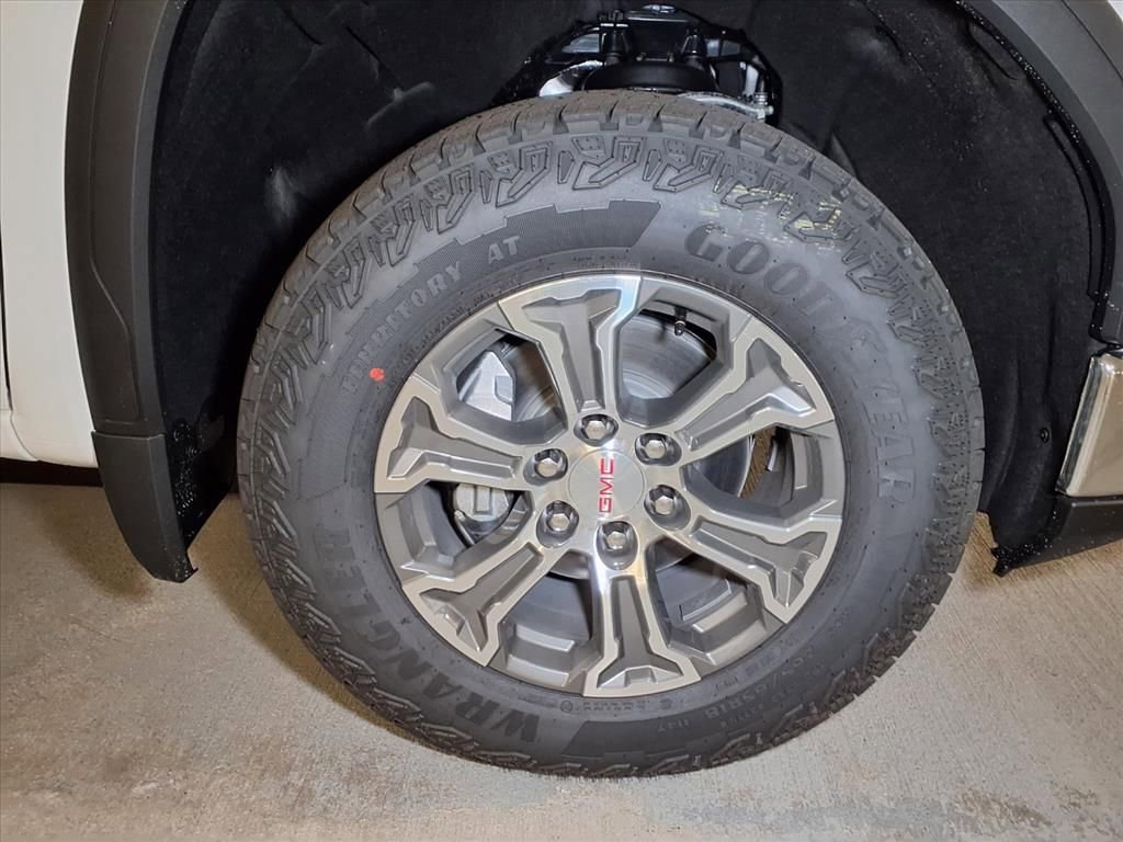 New 2026 GMC Sierra 1500 SLE w/ X31 Off-Road Package image 5