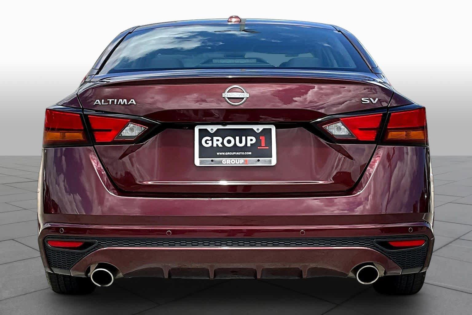Used 2024 Nissan Altima 2.5 SV w/ SV Premium Package image 5