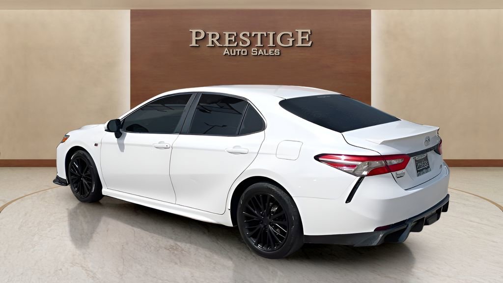 Used 2018 Toyota Camry SE FWD image 15