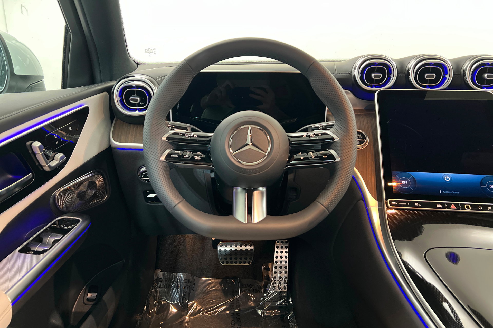 New 2026 Mercedes-Benz GLC 300 4MATIC image 12