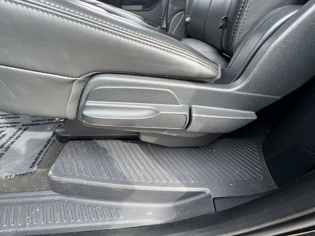 Used 2024 Ford Expedition Max XLT image 34