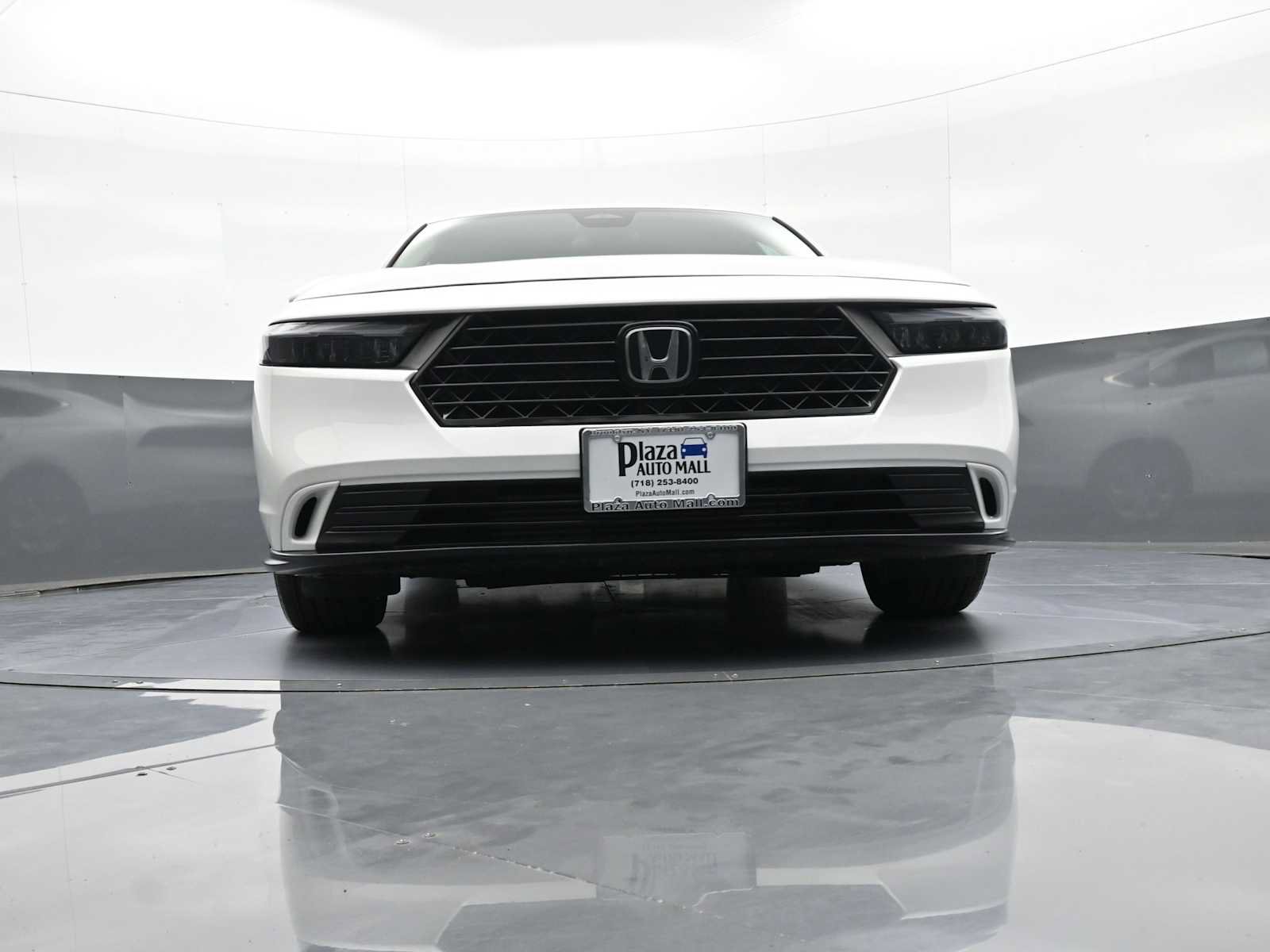 Used 2024 Honda Accord EX image 26