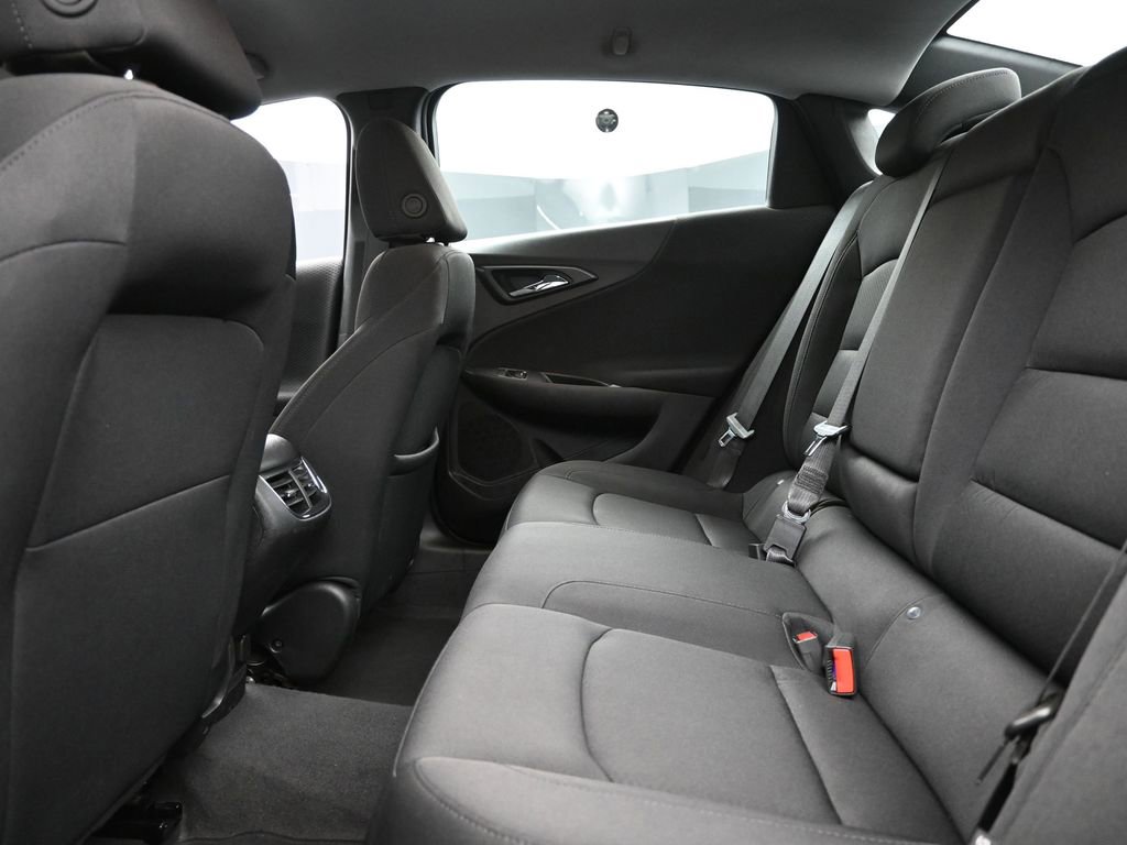 Used 2024 Chevrolet Malibu LT image 9